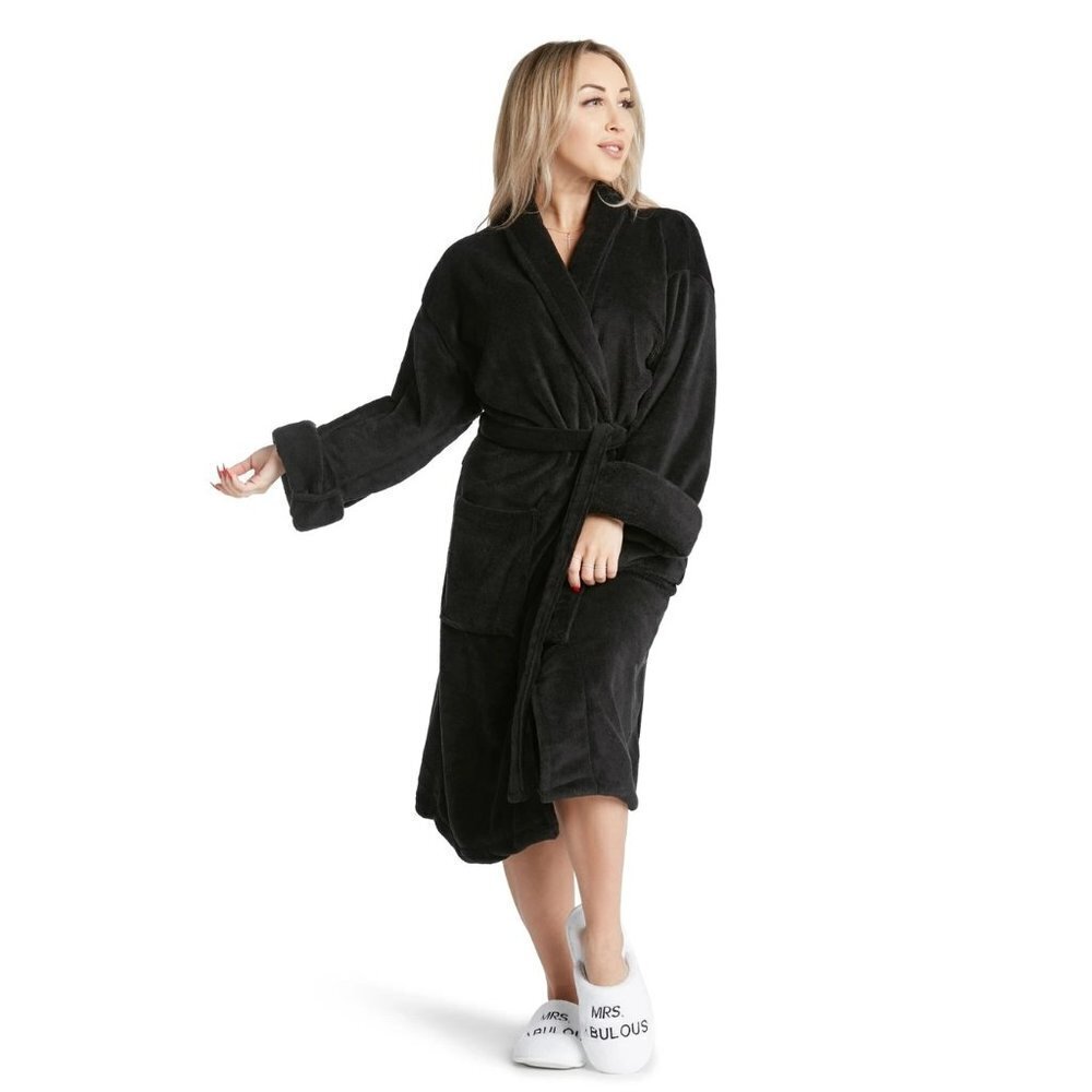 NWT LA Trading Co black embroidered graphic plush robe